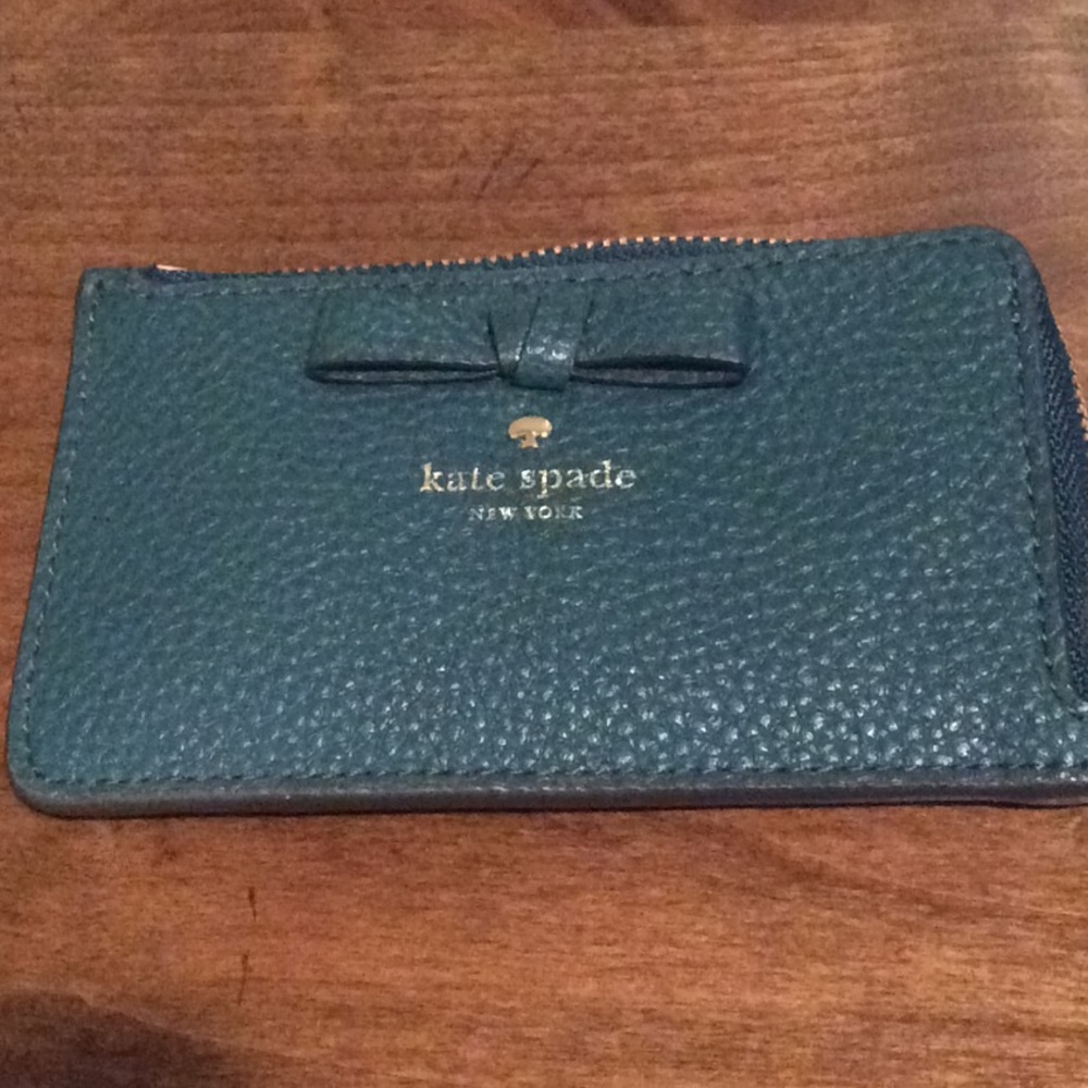 Kate spade credit card case. Key chain.